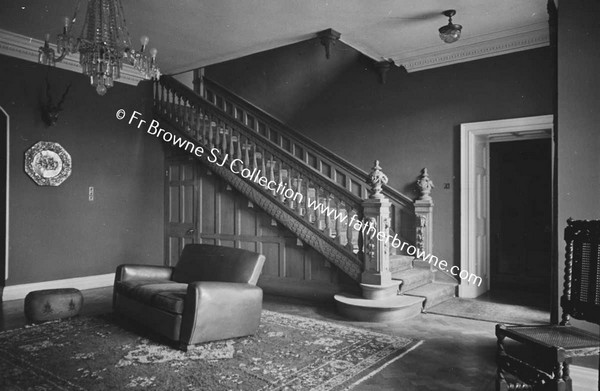 HERBERTSTOWN HOUSE CARVED OAK STAIRS